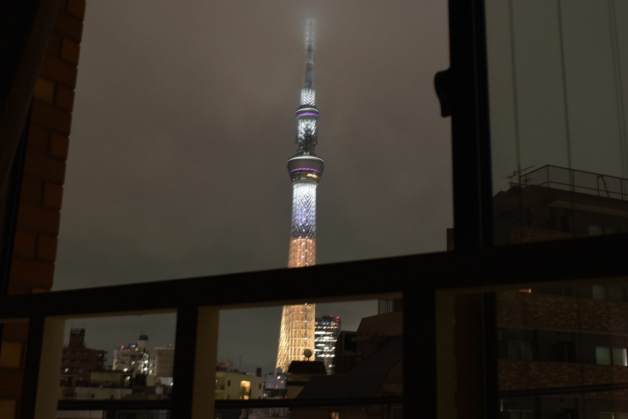Iza Asakusa Guest House Токио Экстерьер фото